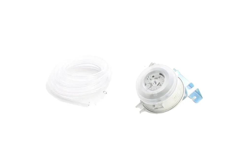 Deal Siemens Building Technology Qbm81-3 - Diff Press Switch,.08-1.2"H2O