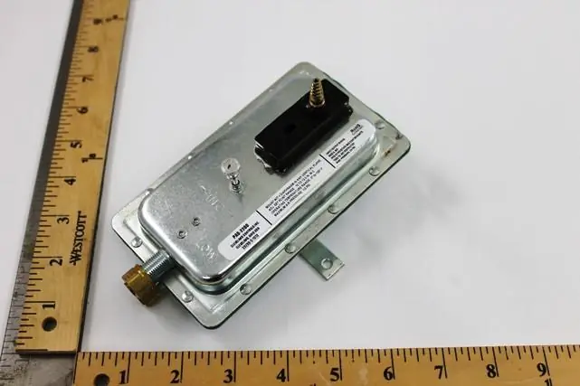 Cleveland Controls PAS-2200 Air Sensing Switch While Supplies Last