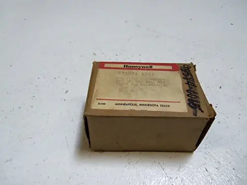 Honeywell C7007A1001 Flame Rod Holder 1/2 IN NPT Free Returns