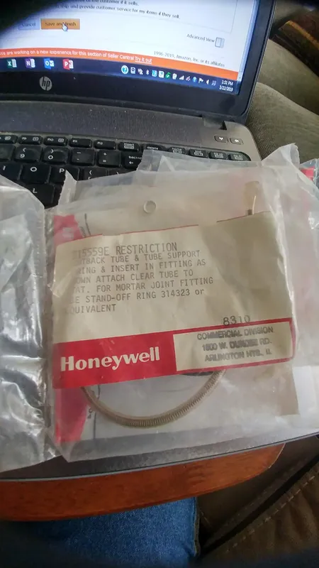 Honeywell 315559E Pneumatic Tee Restrictor Fresh Stock