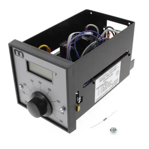 Seasonal Sale Maxitrol AD1094C-1050 Amplifier/Selector 100-500F