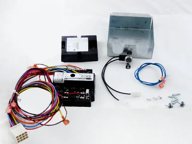 Final Sale Carrier 50HJ680052 Economizer Controller Horizontal 10 Inch 2.03 lbs