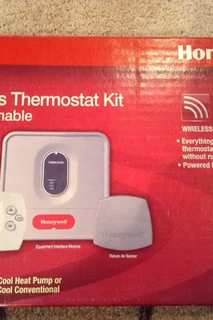 Weekend Sale Honeywell YTH6320R1001 Wireless Focuspro Thermostat Kit Programmable Redlink Enabled White