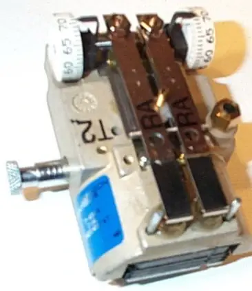 Johnson Controls T-4506-209 Pneumatic Room Thermostat Trending